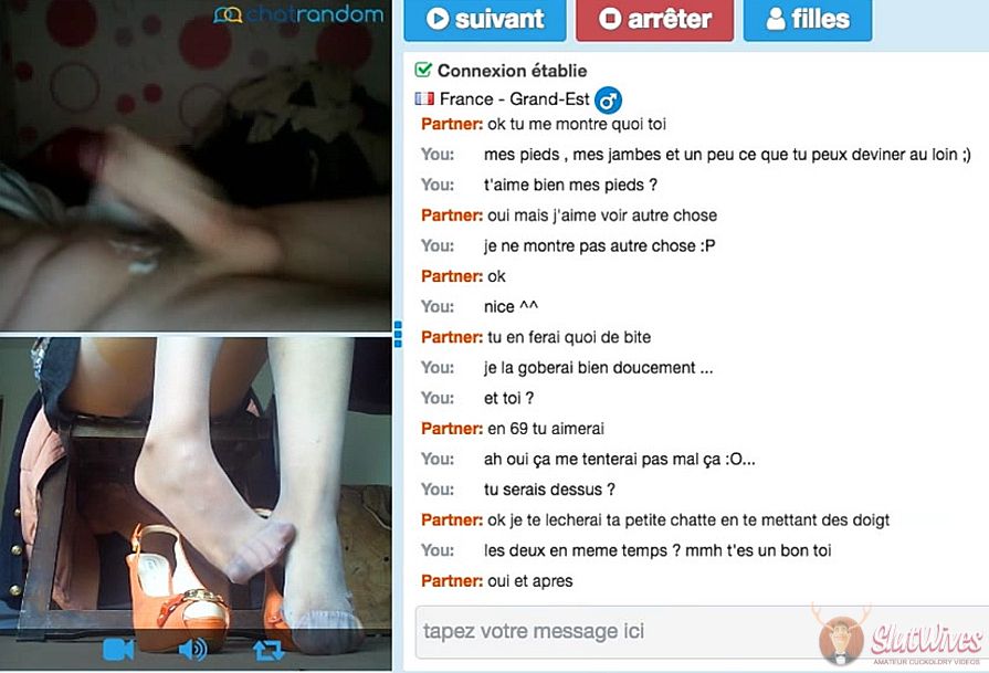 She makes them cum with her feet on omegle