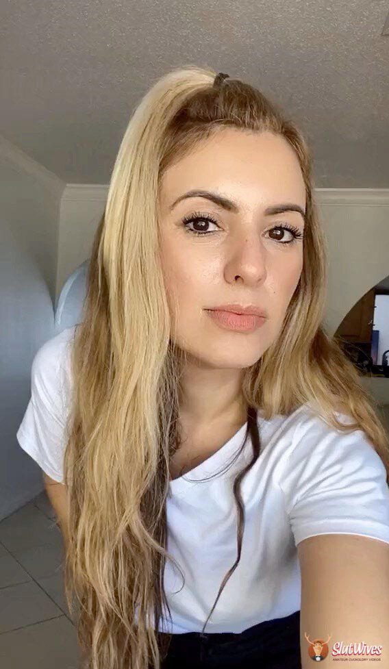 Would you like to cum on my face