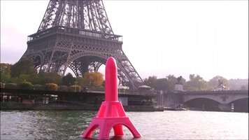 Eiffel-Tower-Dildo01-1024x576.jpg