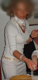 2009-Linda-white-attire-2.jpg